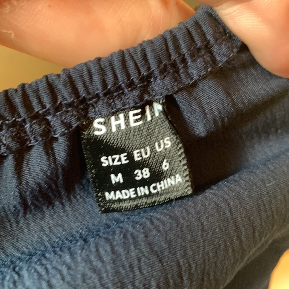 SHEIN Crop Top Medium - Picture 6 of 6